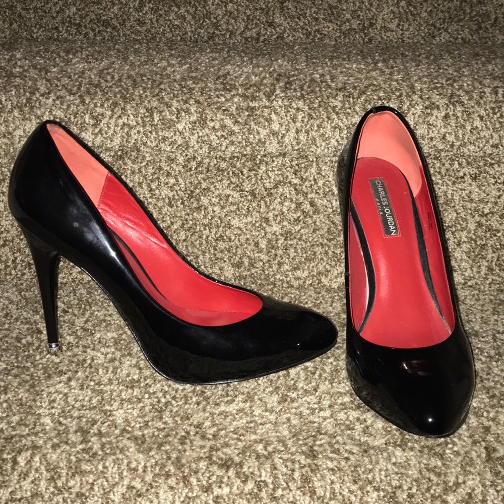 Charles Jourdan Pumps
